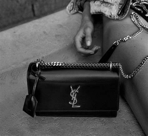 ysl paiement plusieurs fois|Boutique en ligne officielle Saint Laurent .